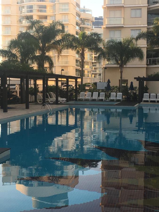 Apartamento Em Home Club 佩尼亚 外观 照片